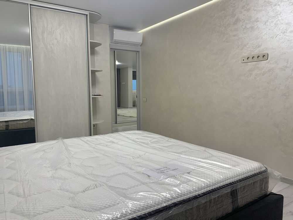 Оренда 2-кімнатної квартири 80 м², Михайла Максимовича вул., 32Б