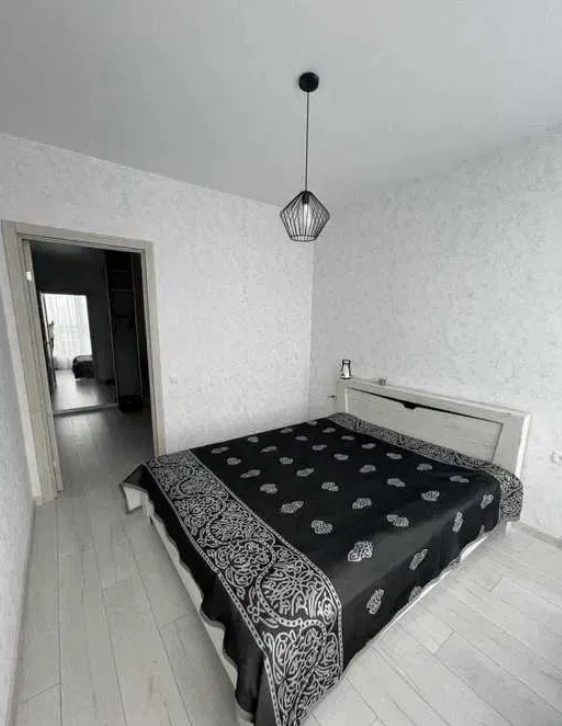 Продажа 1-комнатной квартиры 41 м², Бугаевская ул.