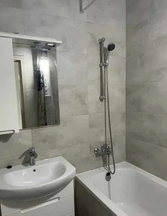 Продажа 1-комнатной квартиры 41 м², Бугаевская ул.