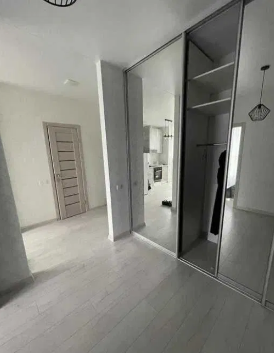 Продажа 1-комнатной квартиры 41 м², Бугаевская ул.