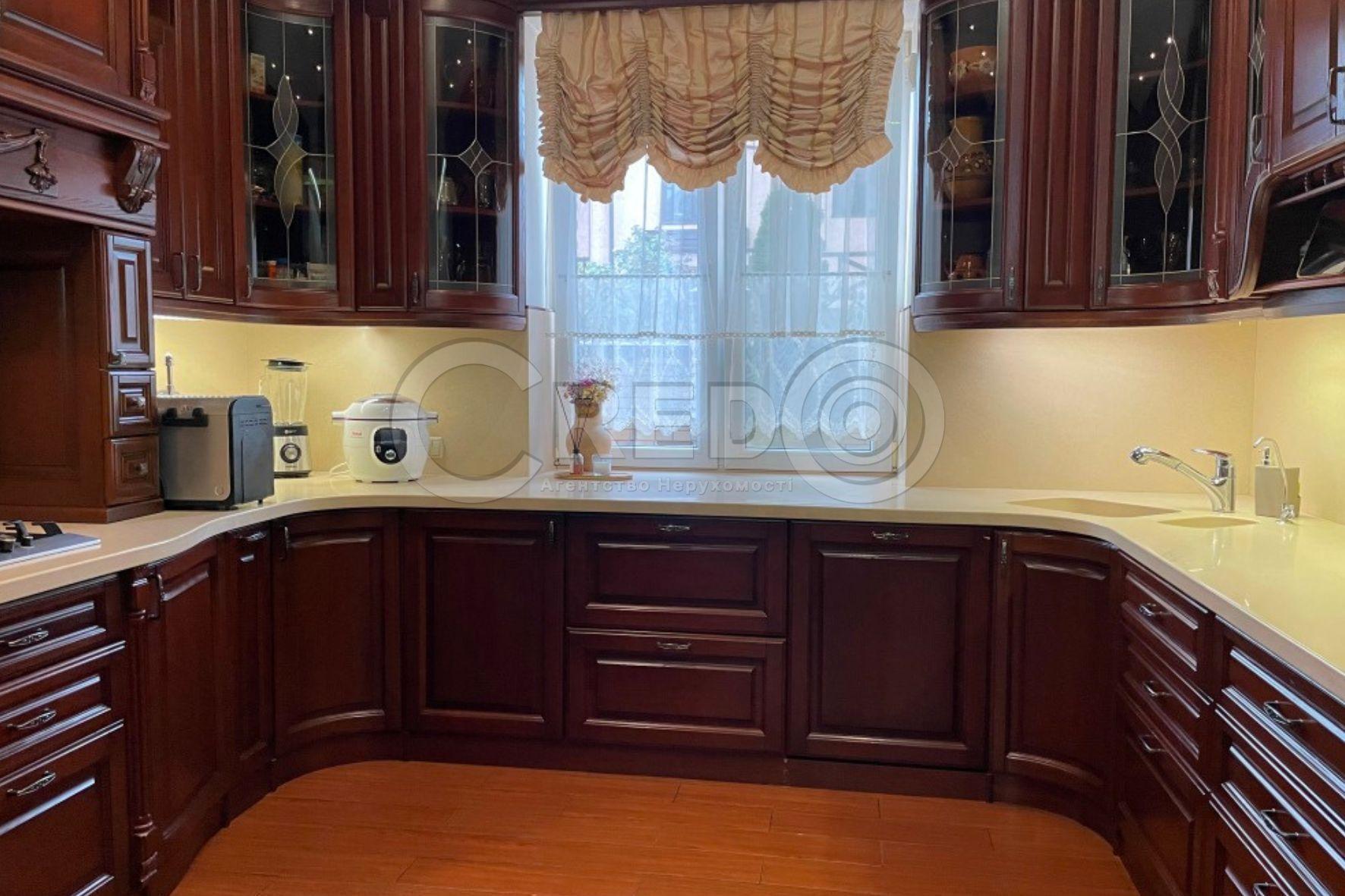 Продажа дома 300 м², Ракетная ул.