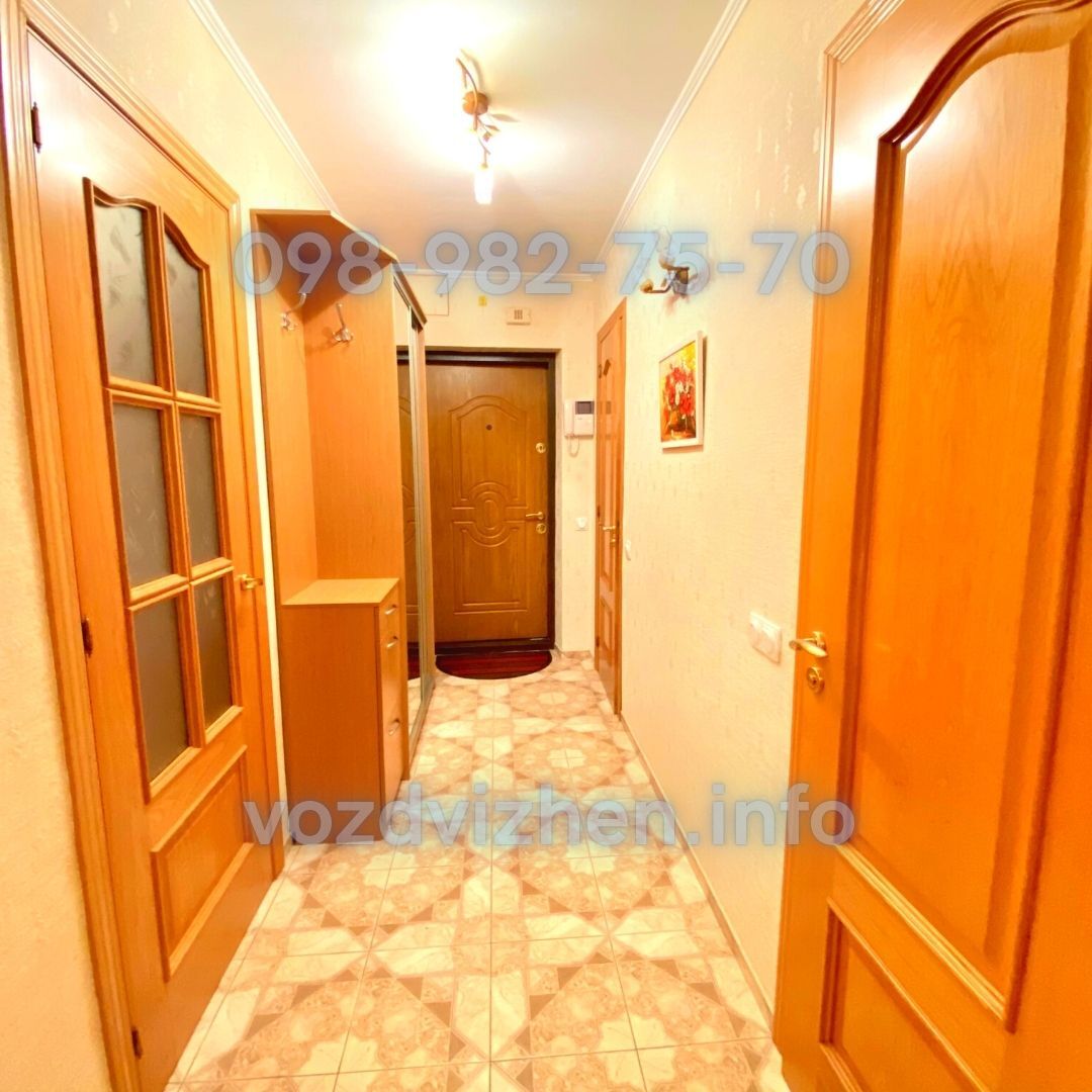 Продаж 2-кімнатної квартири 65 м², Маршала Тимошенка вул., 2/4