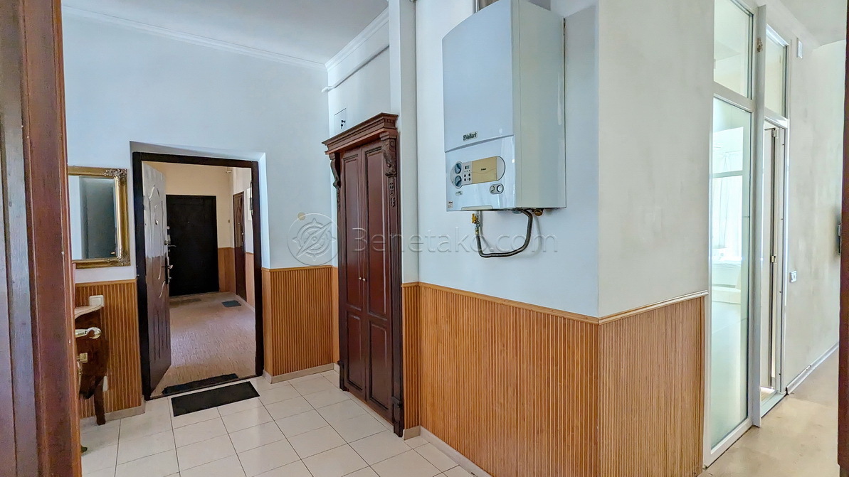 Оренда 3-кімнатної квартири 85 м², Некрасова пров., 4