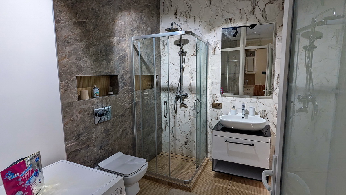 Оренда 3-кімнатної квартири 85 м², Некрасова пров., 4