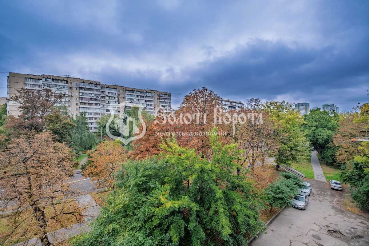 Продаж 2-кімнатної квартири 59.4 м², Вишгородська вул., 16