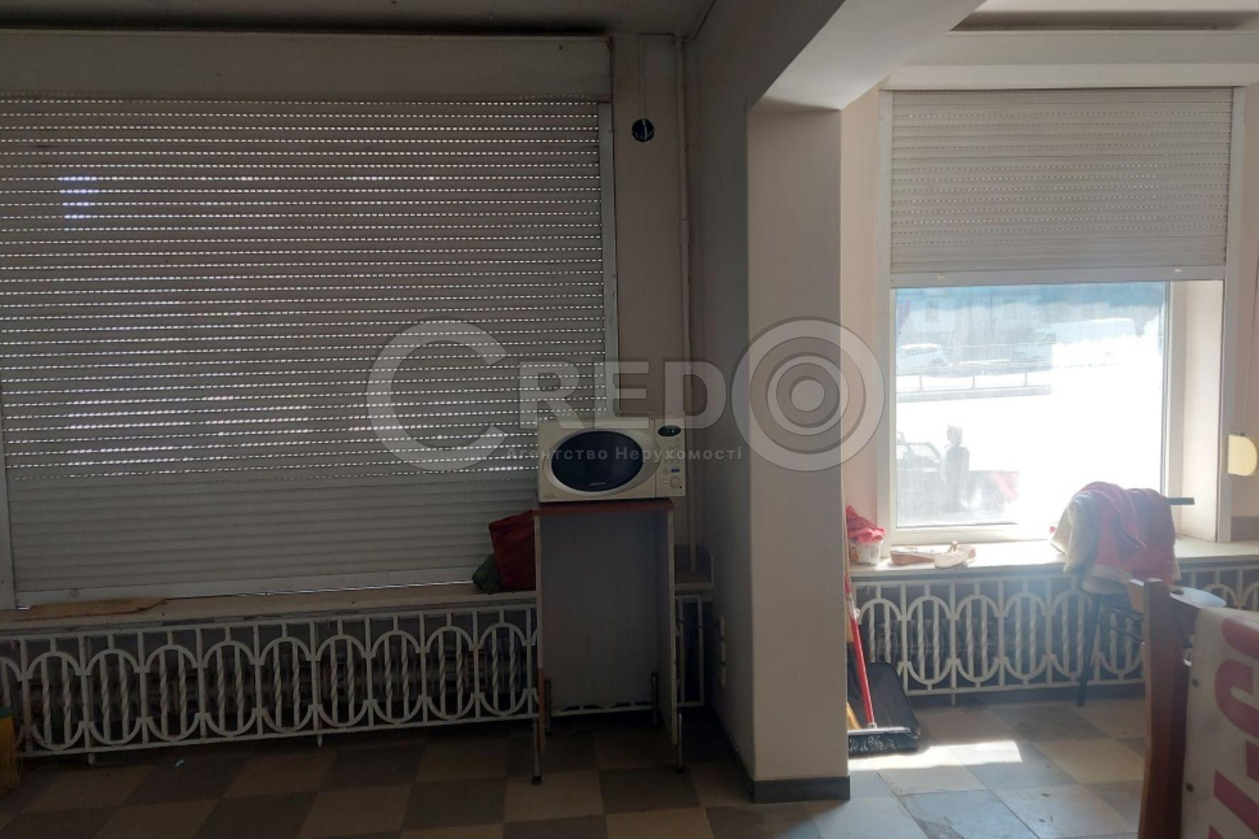 Аренда торгового помещения 100 м², Эдуарда Фукса ул.