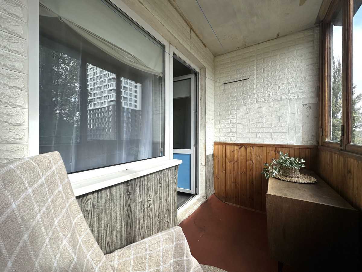Продаж 2-кімнатної квартири 45 м², Березняківська вул., 38