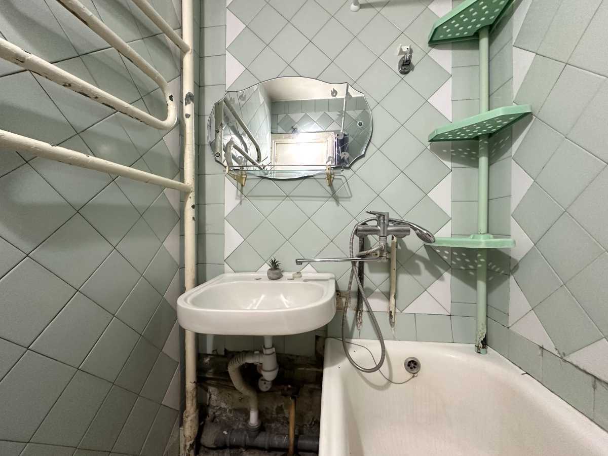Продаж 2-кімнатної квартири 45 м², Березняківська вул., 38