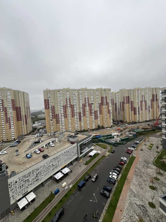 Продаж 2-кімнатної квартири 70 м², Олександра Олеся вул., 5