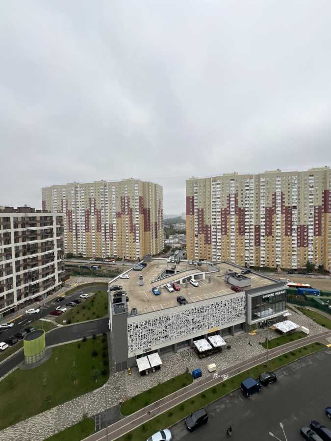 Продаж 2-кімнатної квартири 70 м², Олександра Олеся вул., 5