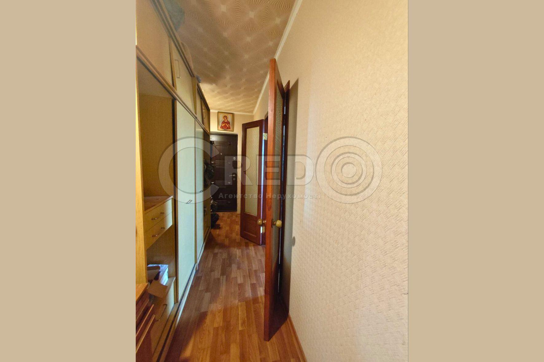 Продажа 2-комнатной квартиры 53.2 м², Военный городок-1 мкрн ул.
