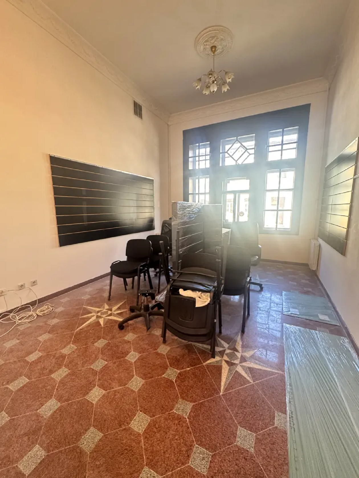 Аренда офиса 22 м², Кирилловская ул., вул.1-3