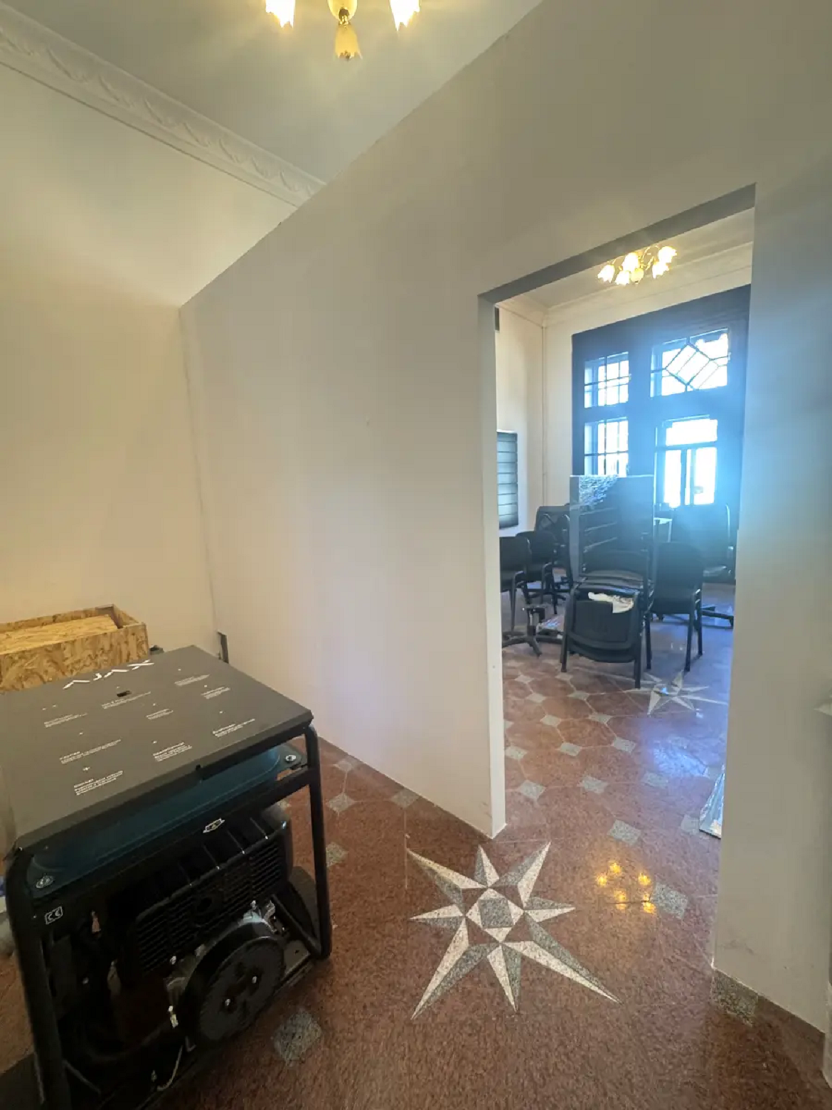 Оренда офісу 30 м², Кирилівська вул., 1