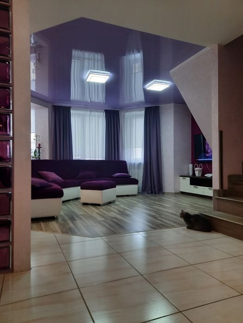 Продаж 5-кімнатної квартири 146 м²