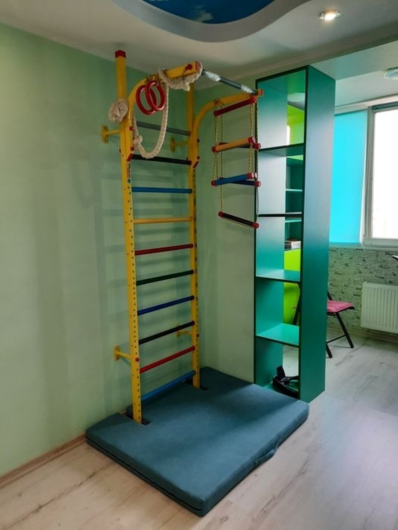 Продаж 5-кімнатної квартири 146 м²