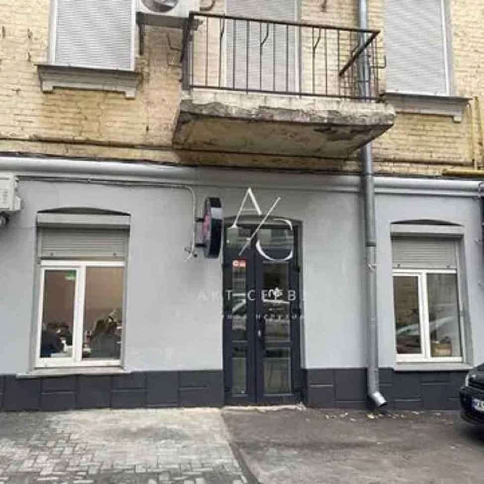 Оренда офісу 50 м², Костянтинівська вул., 19