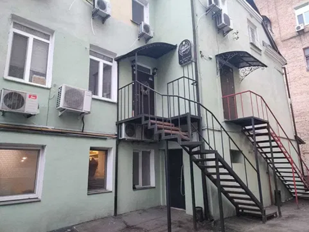 Оренда офісу 110 м², Костянтинівська вул., 21