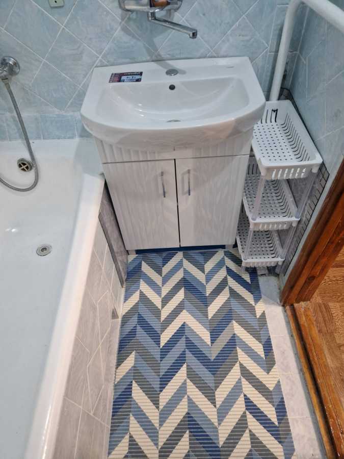 Оренда 1-кімнатної квартири 40 м², Ревуцького вул., 17