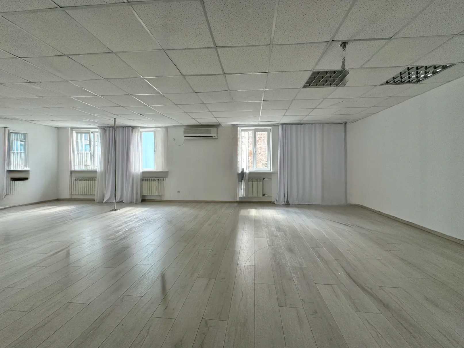 Аренда офиса 110 м², Межигорская ул., 13