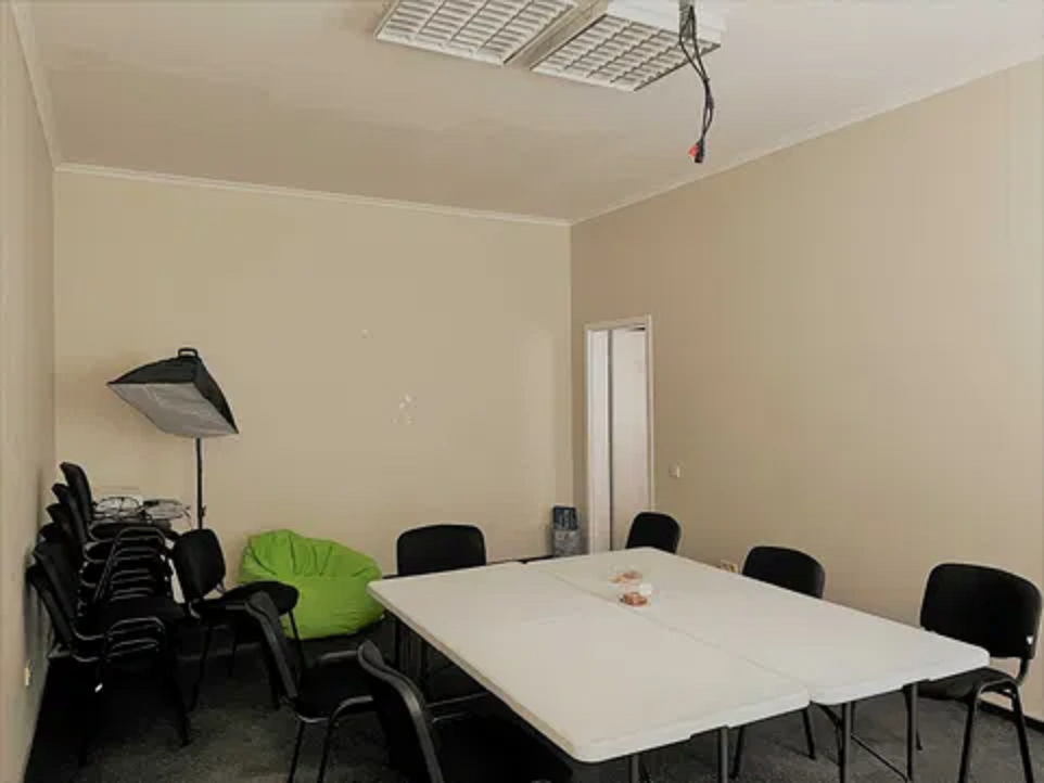 Аренда офиса 60 м², Межигорская ул., 39/20