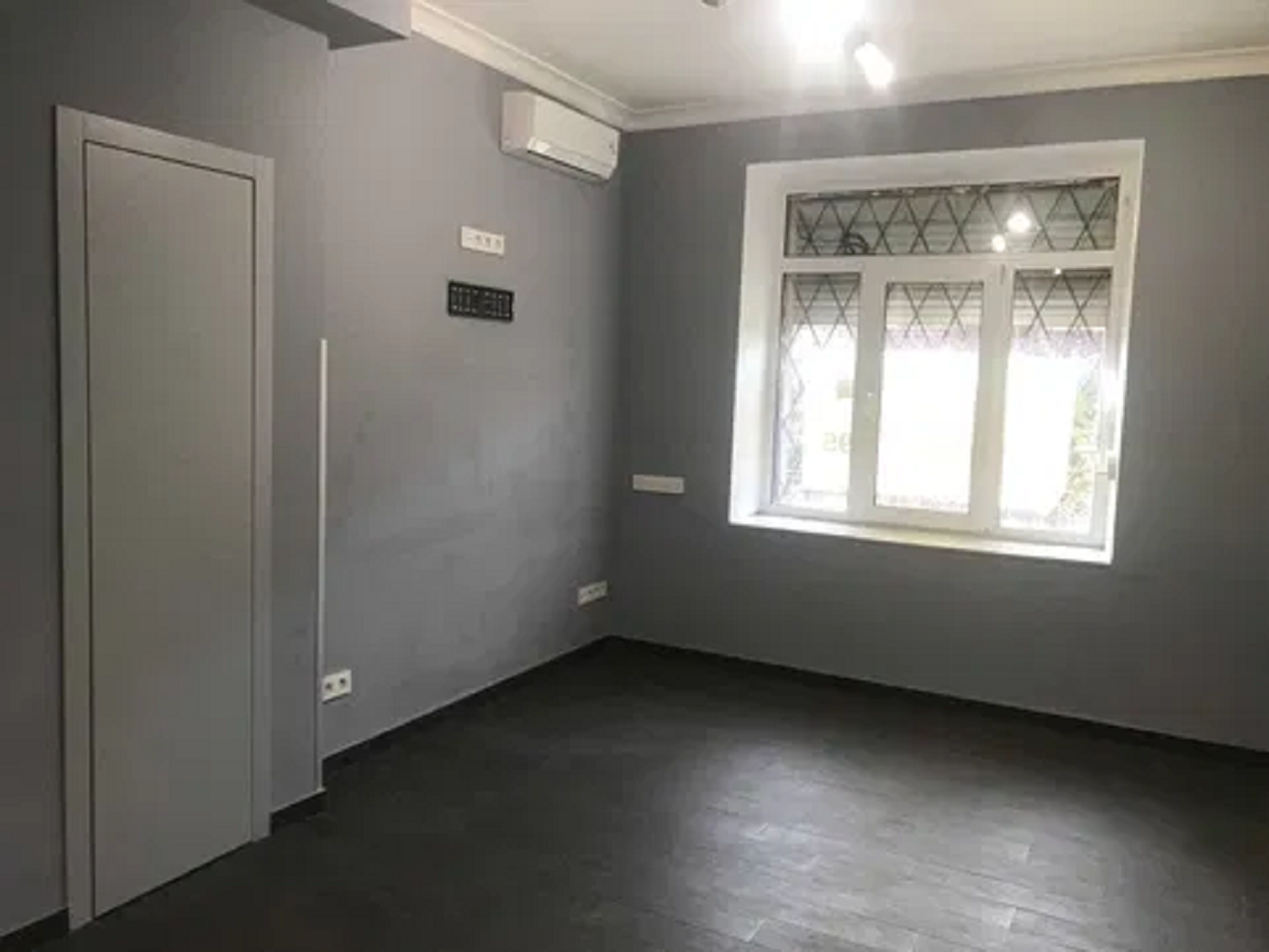 Аренда офиса 38 м², Межигорская ул., 56
