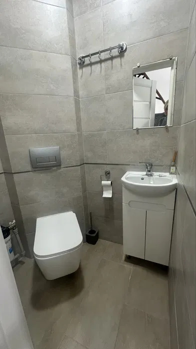 Оренда квадрексу 78 м², Патріотів вул.