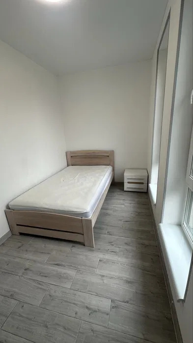Оренда квадрексу 78 м², Патріотів вул.