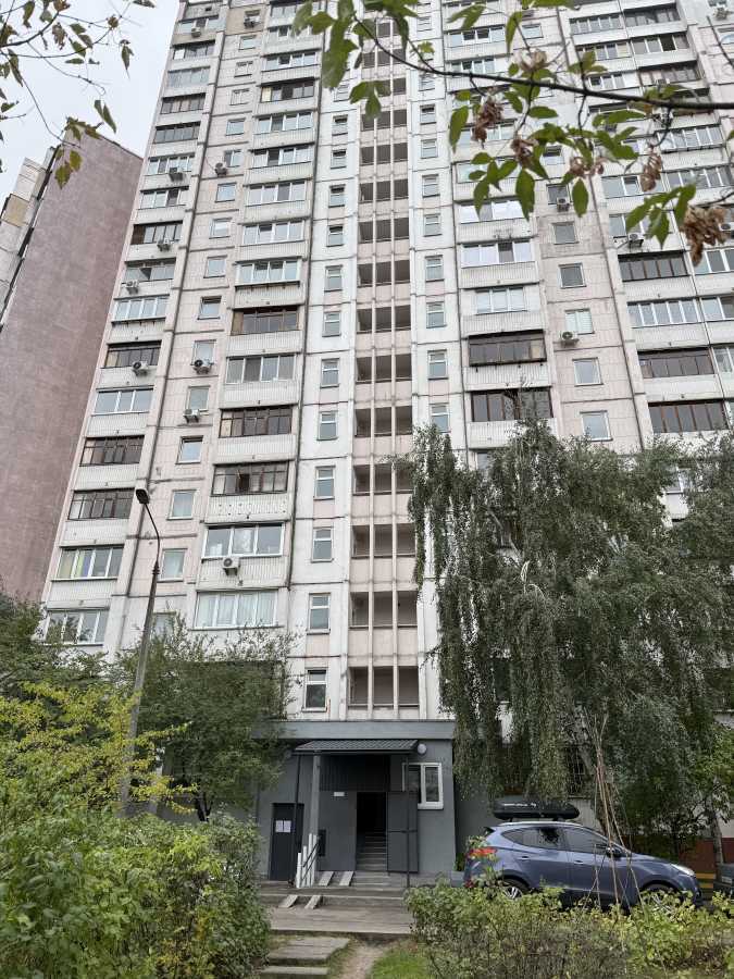 Продаж 3-кімнатної квартири 86 м², Анни Ахматової вул., 15