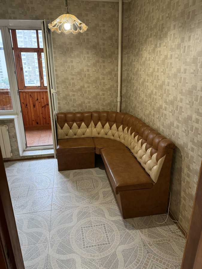 Продаж 3-кімнатної квартири 86 м², Анни Ахматової вул., 15