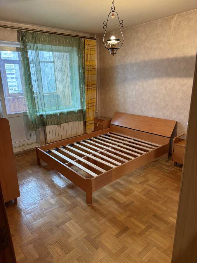 Продаж 3-кімнатної квартири 86 м², Анни Ахматової вул., 15