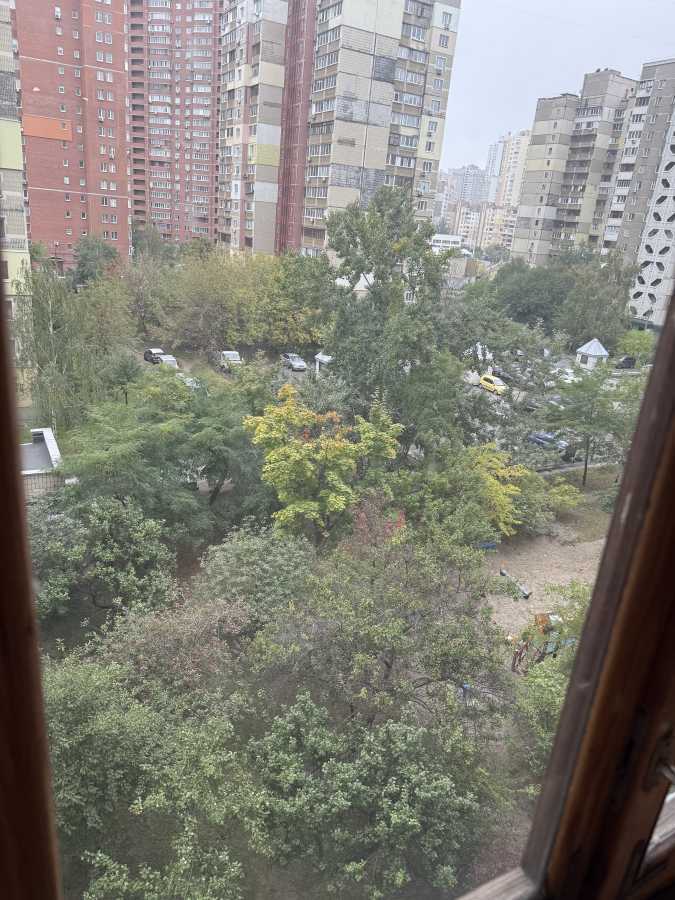 Продаж 3-кімнатної квартири 86 м², Анни Ахматової вул., 15