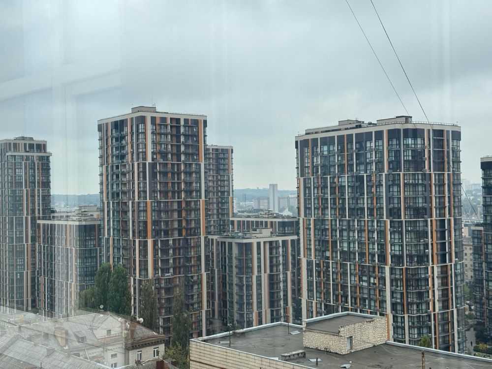 Продаж 1-кімнатної квартири 42.8 м², Василя Тютюнника вул., 51/1А