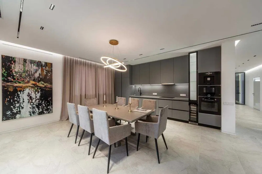 Аренда дома 300 м²