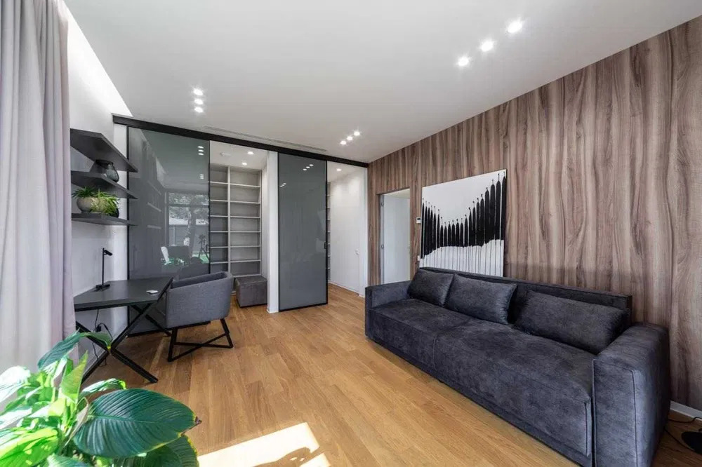 Аренда дома 300 м²