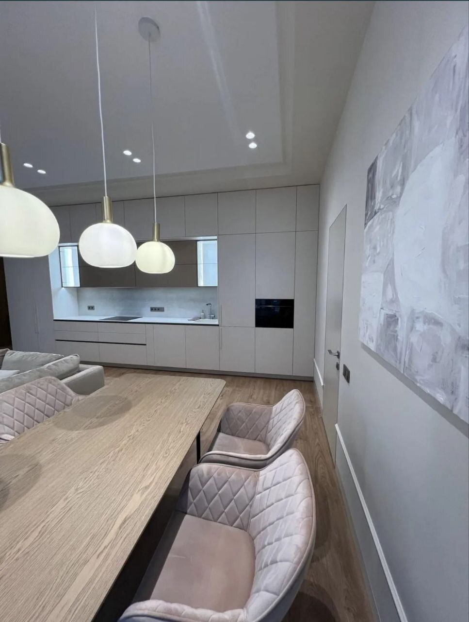 Продаж 3-кімнатної квартири 92 м², Костомаровська вул.