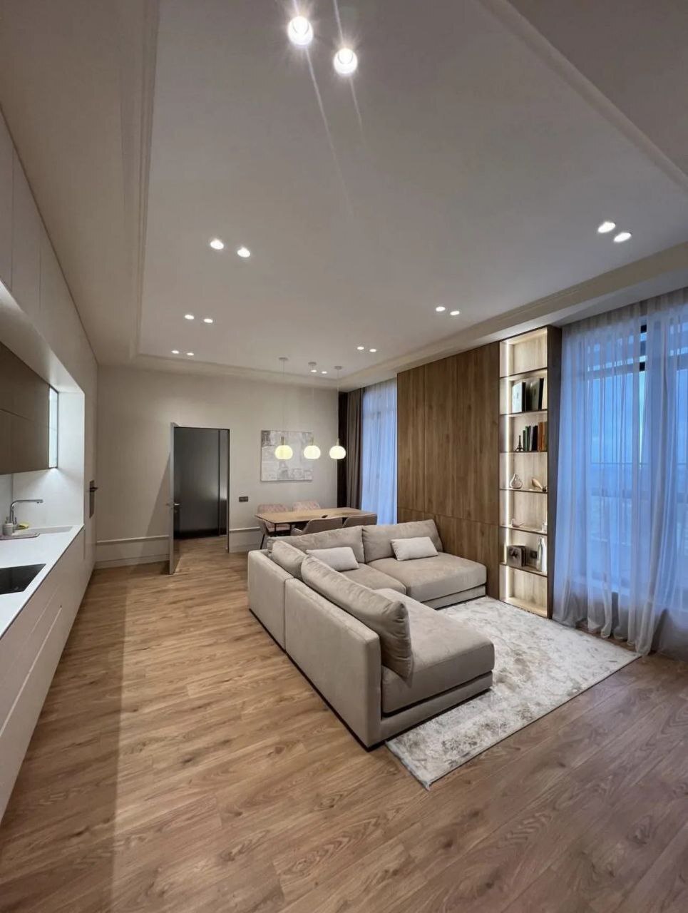 Продаж 3-кімнатної квартири 92 м², Костомаровська вул.