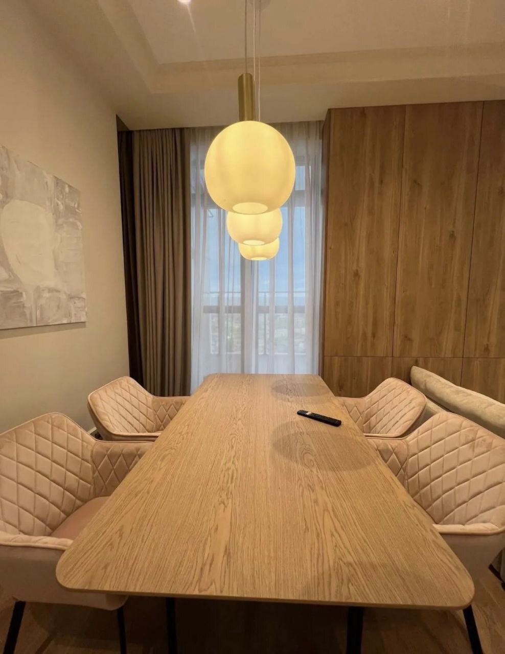 Продаж 3-кімнатної квартири 92 м², Костомаровська вул.
