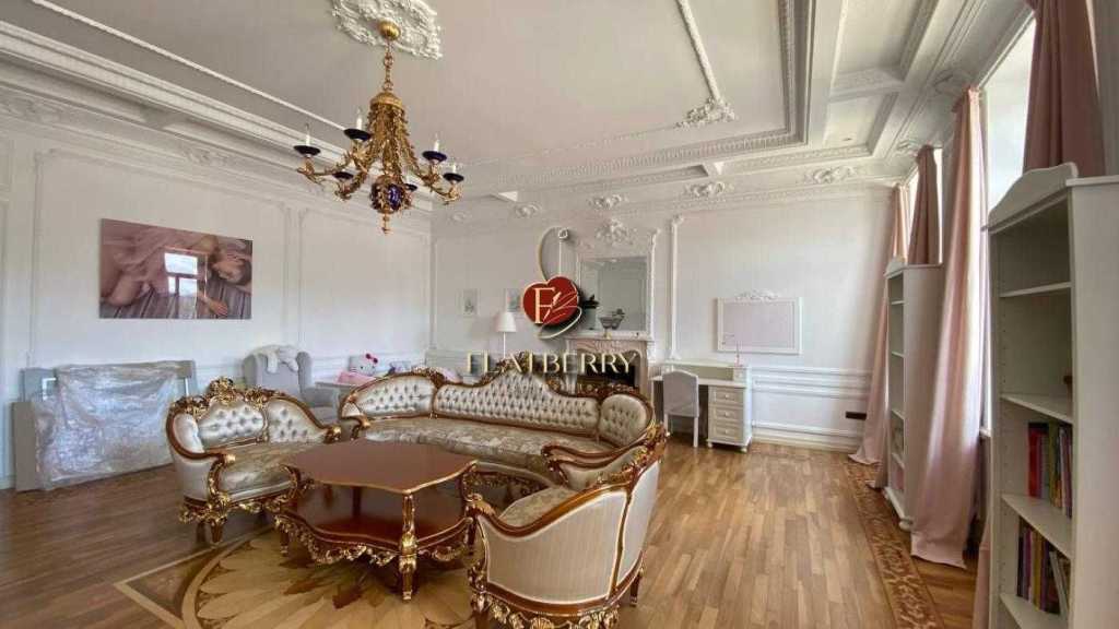 Продаж 4-кімнатної квартири 236 м², Володимирська вул., 20/1А