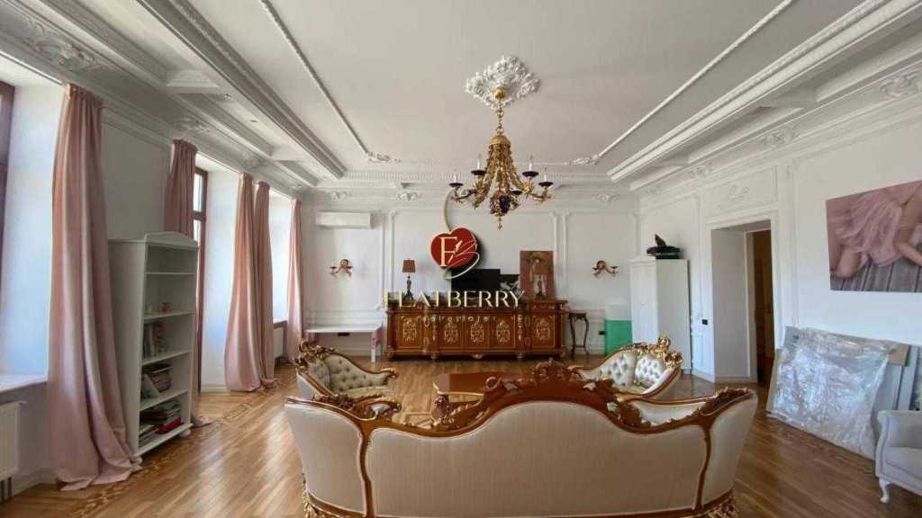 Продаж 4-кімнатної квартири 236 м², Володимирська вул., 20/1А