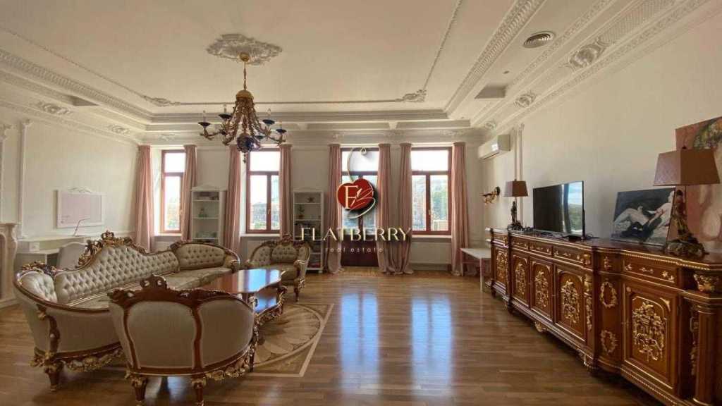 Продаж 4-кімнатної квартири 236 м², Володимирська вул., 20/1А