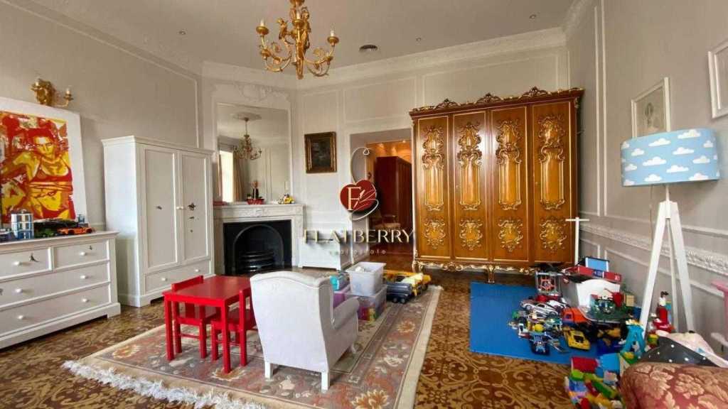 Продаж 4-кімнатної квартири 236 м², Володимирська вул., 20/1А
