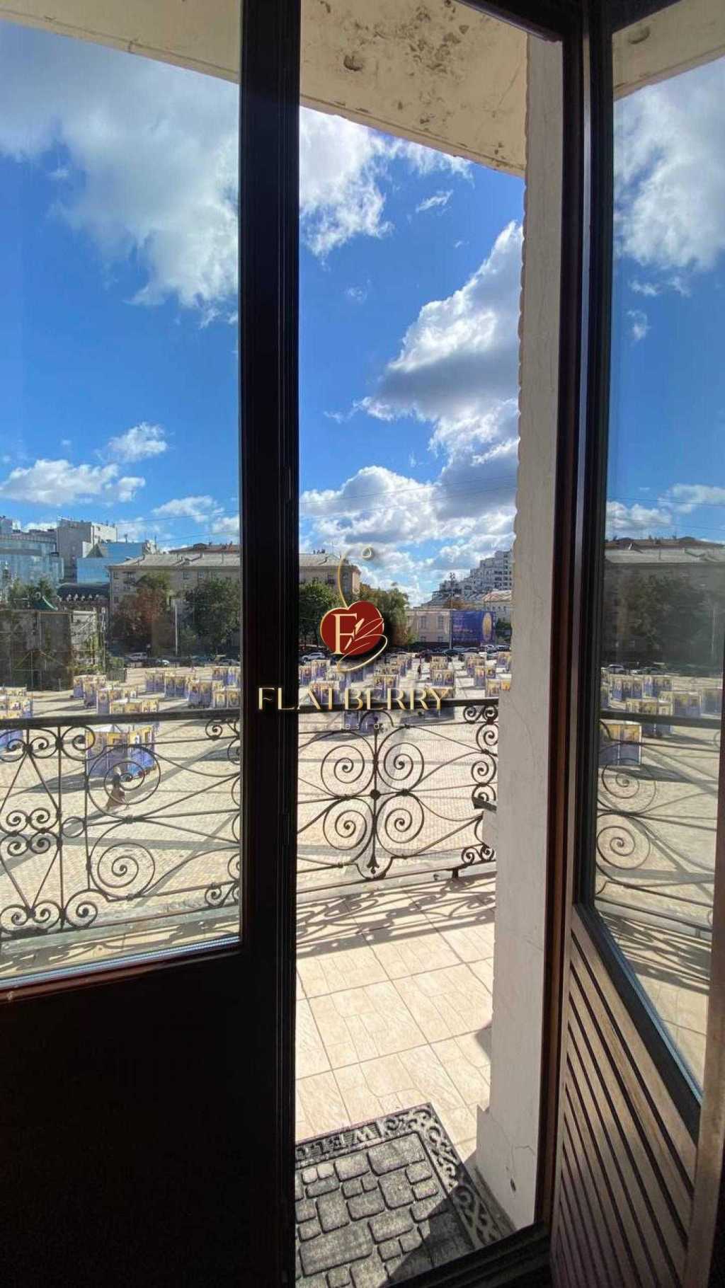 Продаж 4-кімнатної квартири 236 м², Володимирська вул., 20/1А