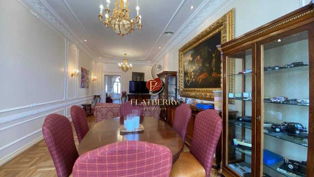 Продаж 4-кімнатної квартири 236 м², Володимирська вул., 20/1А