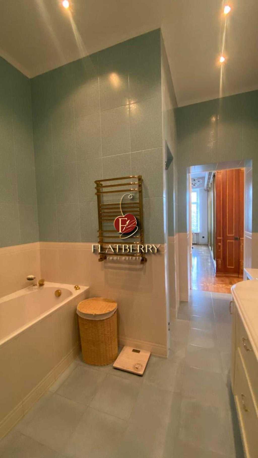 Продаж 4-кімнатної квартири 236 м², Володимирська вул., 20/1А
