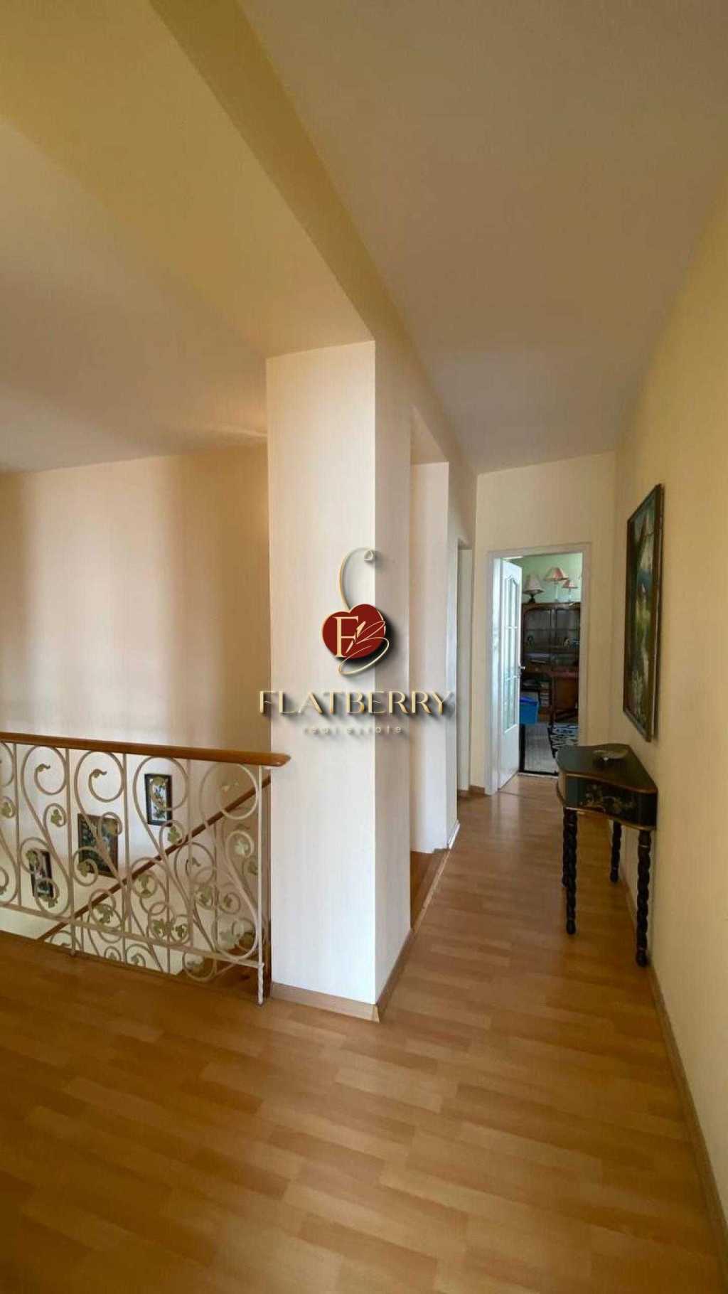 Продаж 5-кімнатної квартири 175 м², Дмитрівська вул., 45