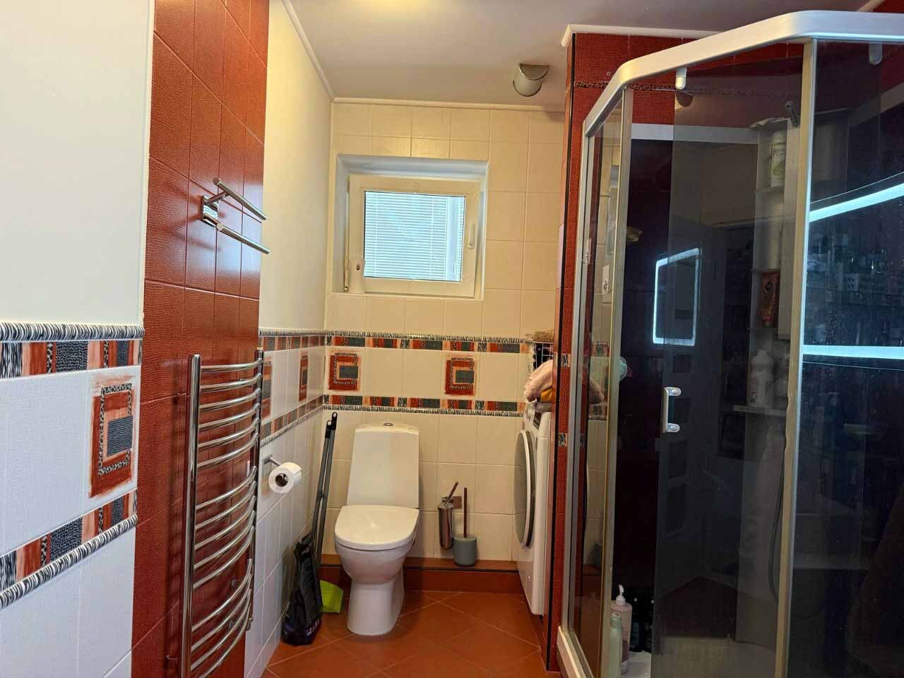 Продаж 3-кімнатної квартири 150 м², Академіка Чекмарьова вул.