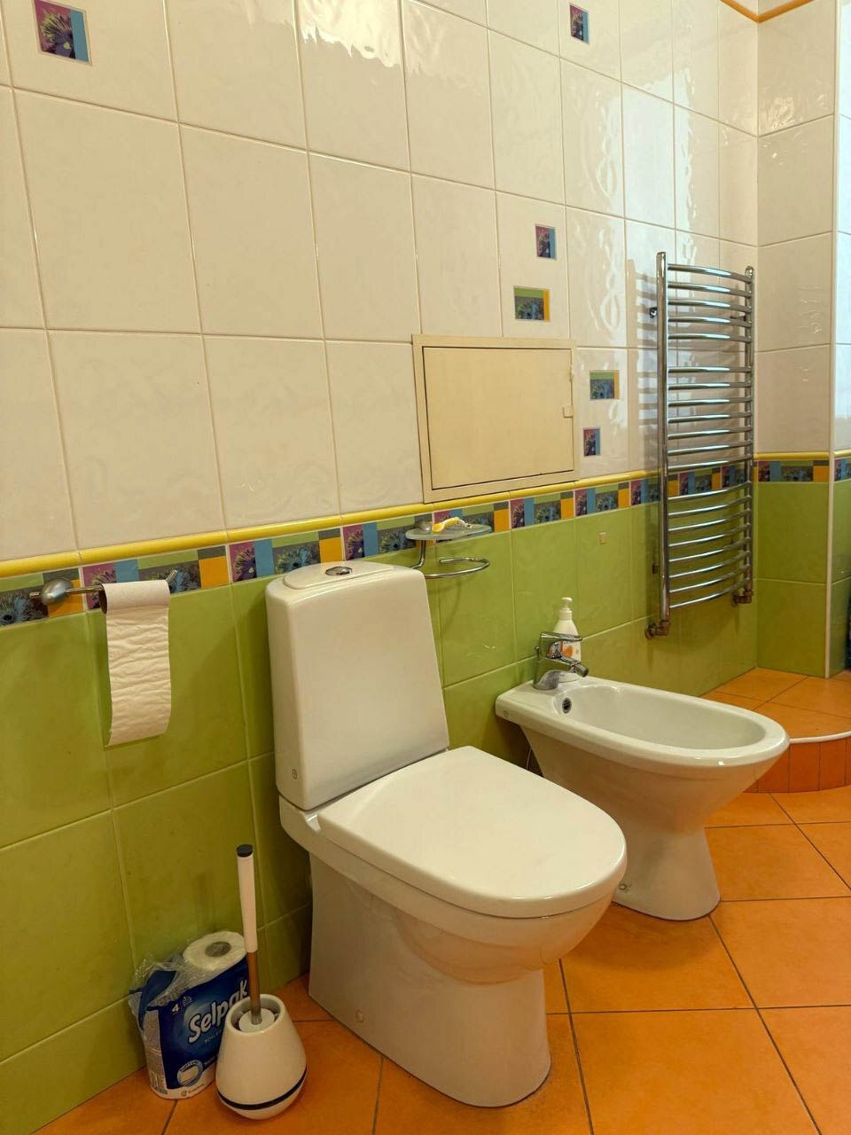 Продаж 3-кімнатної квартири 150 м², Академіка Чекмарьова вул.