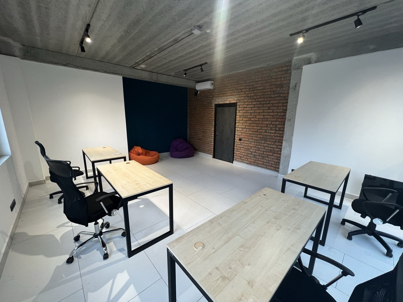 Аренда офиса 33 м², Нижнеюрковская ул., 9