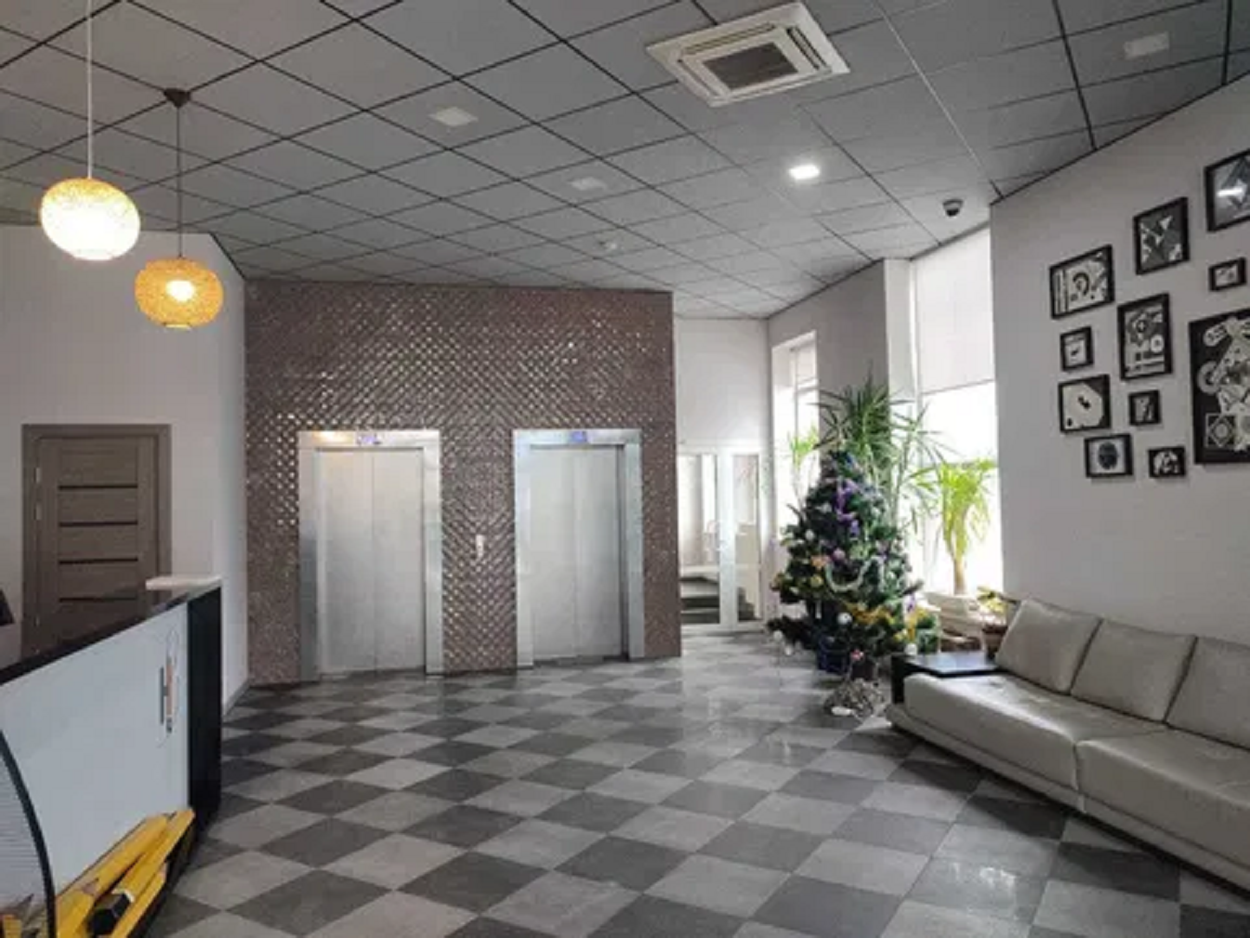 Аренда офиса 92 м², Новоконстантиновская ул., 2А