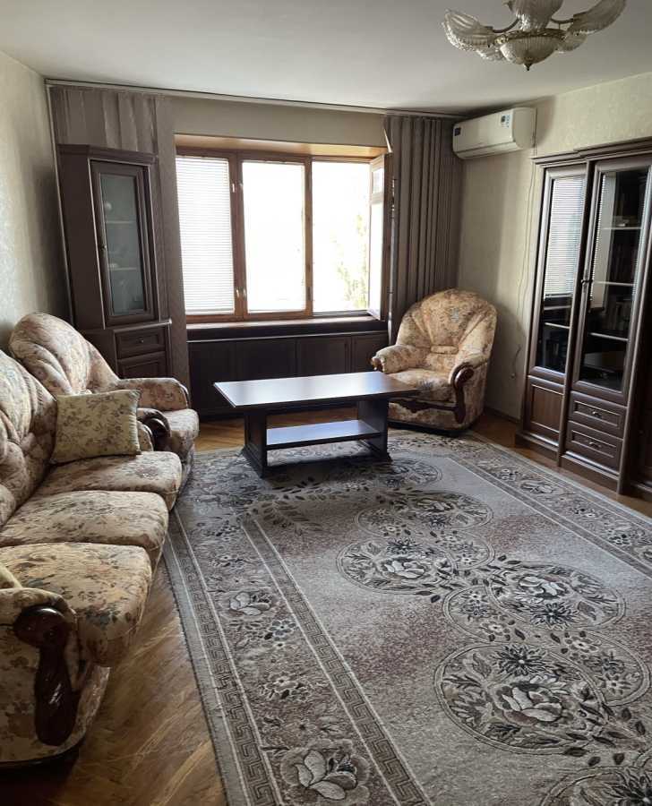 Аренда 3-комнатной квартиры 97 м², Сечевых Стрельцов ул., 59-65